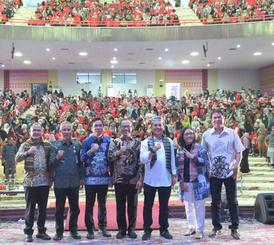 Merawat Ingatan Kebangsaan Lewat Kebudayaan: Catatan dari Dialog Dies Natalis ke-65 FIB Unhas